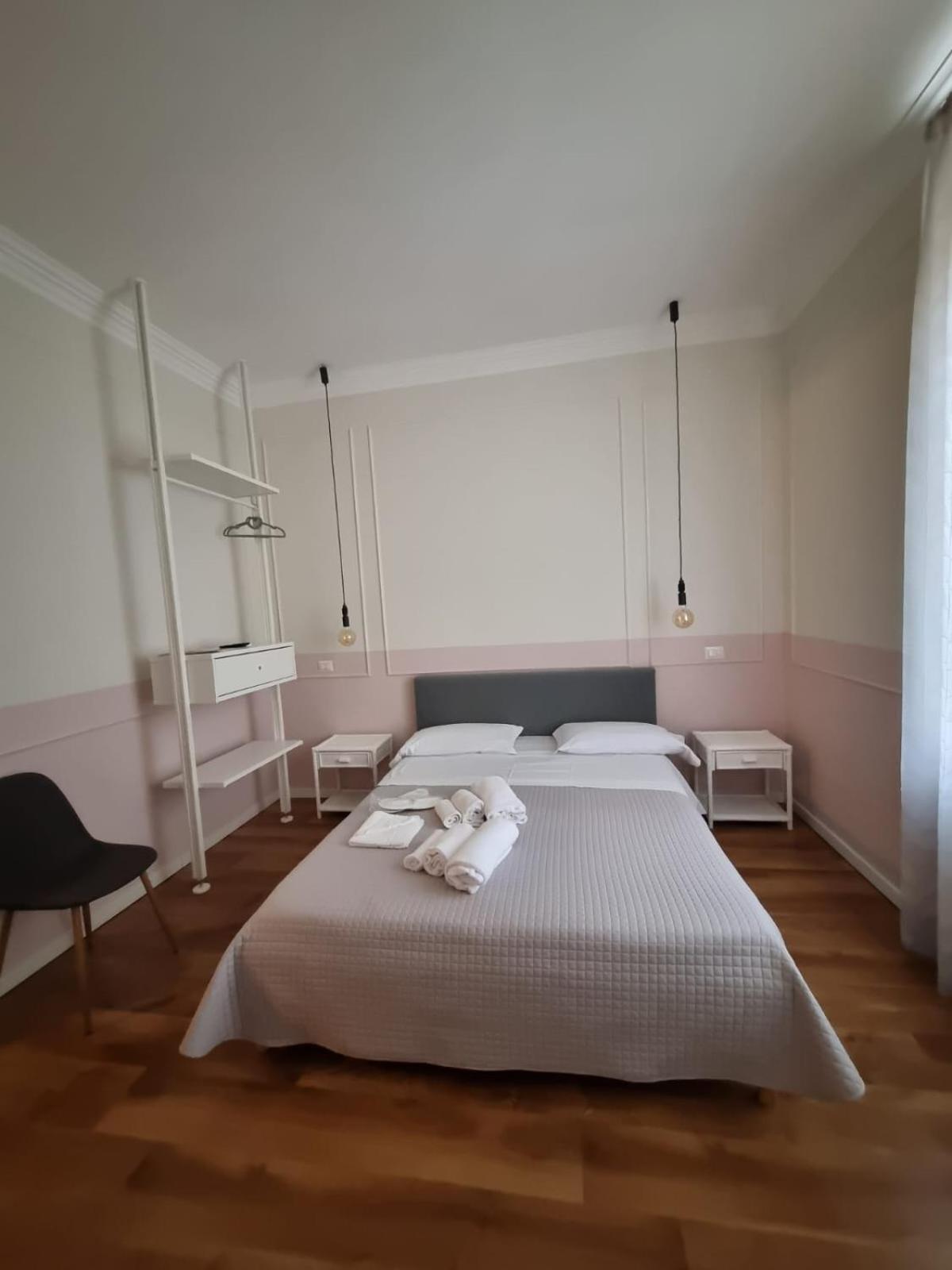 Rdr Tortona Rooms Roma Exterior foto
